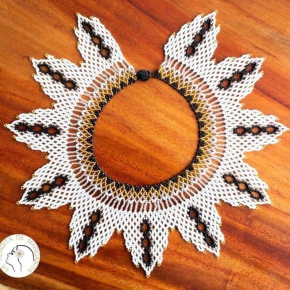 Handmade by?Colombian Natives necklace embera okama beaded black white